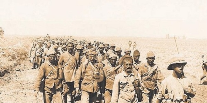Balkan_Savasi_sirasinda_esir_Turk_askerleri